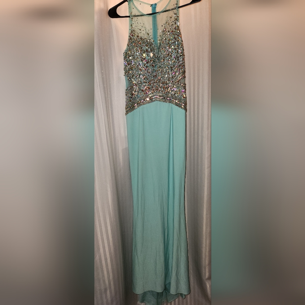 Beautiful turquoise dress